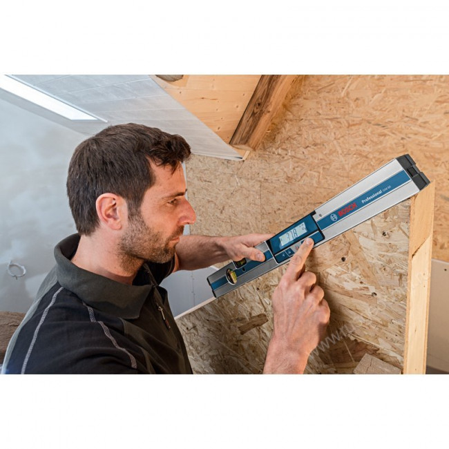 Электронный угломер Bosch GIM 60 Prof New (0.601.076.700) Электронный угломер Bosch GIM 60 Prof New (0.601.076.700)