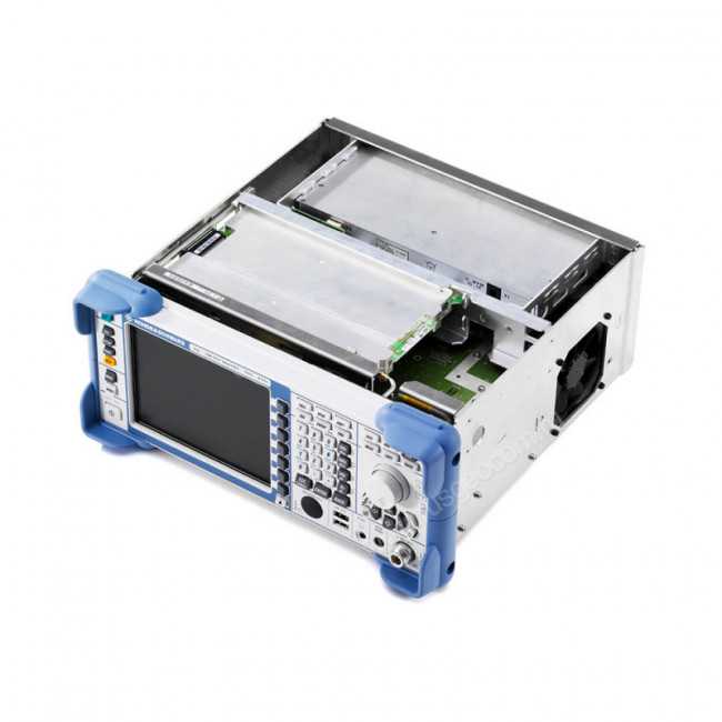 Тестовый приемник электромагнитных помех Rohde & Schwarz ESL3 Тестовый приемник электромагнитных помех Rohde & Schwarz ESL3