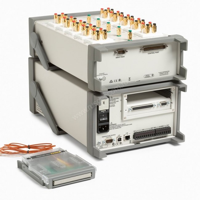 Прецизионный калибратор температуры Fluke 1586A/1HC 240 Прецизионный калибратор температуры Fluke 1586A/1HC 240