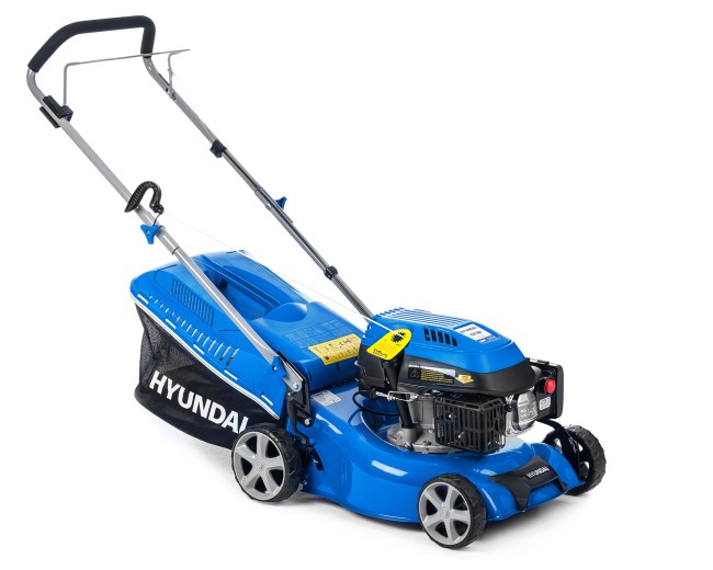 Бензиновая газонокосилка HYUNDAI L 4310 Бензиновая газонокосилка HYUNDAI L 4310