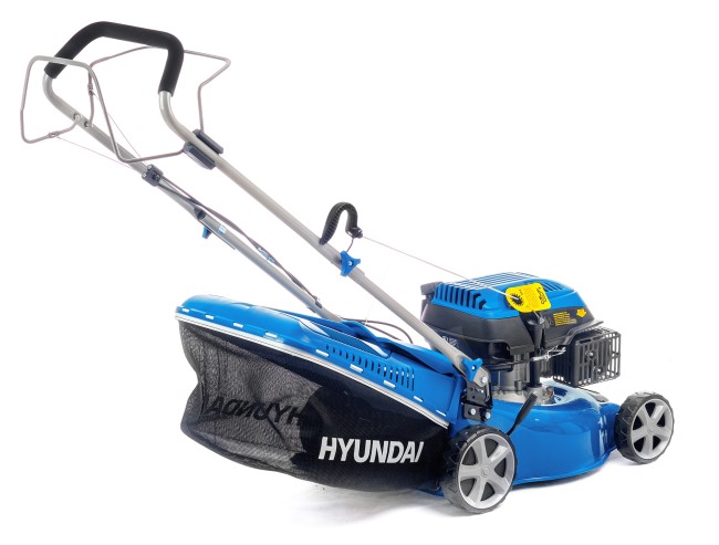 Бензиновая газонокосилка HYUNDAI L 4310S Бензиновая газонокосилка HYUNDAI L 4310S